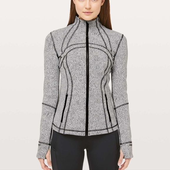lululemon athletica Jackets & Blazers - EUC Lululemon Define Jacket Inverted Feathered Jacquard White Black Sz 4